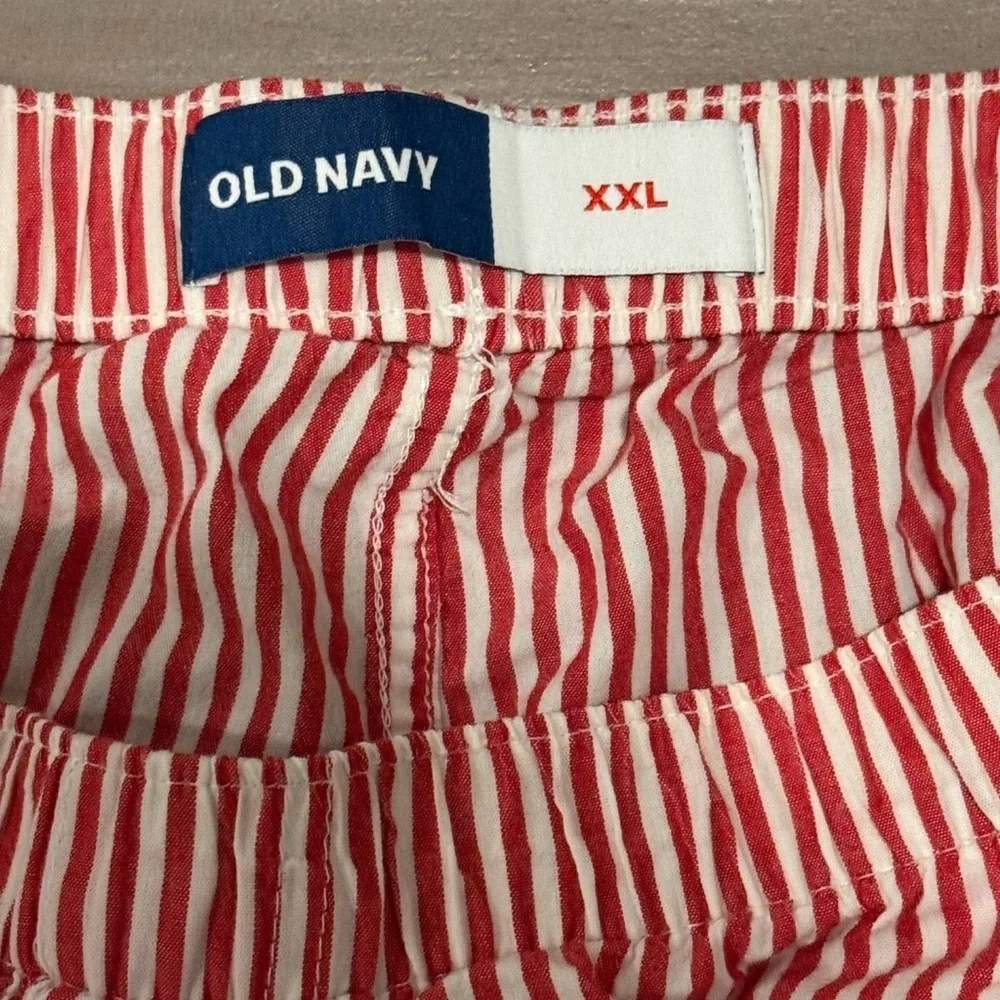 Old navy set of 2 men’s boxers NWOT 2XL